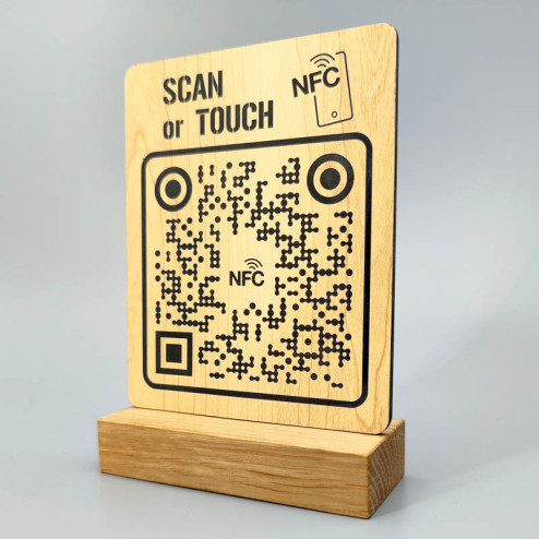 NFC QR Code Aufsteller Touch & Scan Basic