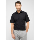 Herren Kurzarm Hemd Original in weiß - Modern Fit - Modellansicht - Eterna - Werbetextilien, Werbemittel