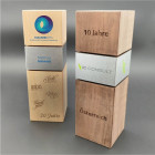 Holz Trophäe quadratisch - Kundenbeispiele bedruckt und graviert - Awards