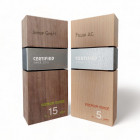 Holztrophäe rechteckig aus Nussholz und Buchenholz in Silber mit Beispieldruck - Awards